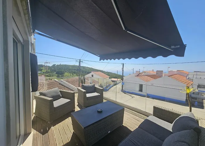 Sunflower Sea View With Magnificent Terrace In Serra Da Pescaria, - Portugal 度假居